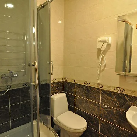 Hotel Dayarta *